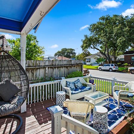 The Blue Oasis With Handicap Ramp Access Dog Friendly & Cowboy Pool Galveston Exterior photo